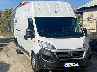 dubita Citroen pentru transport 3.5 tone de marfuri generale international